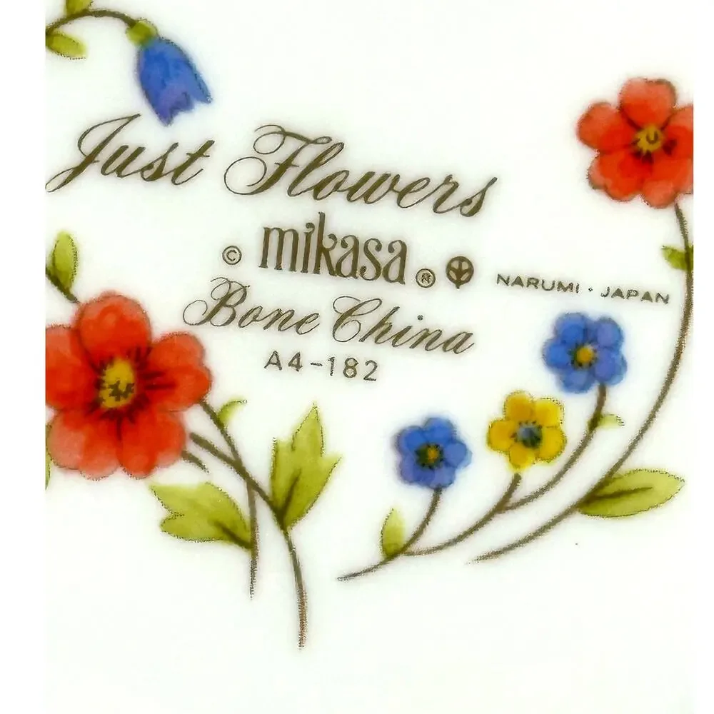 Mikasa Bone China Japan 1974-1996 Retired 'Just Flowers' 4 7/8